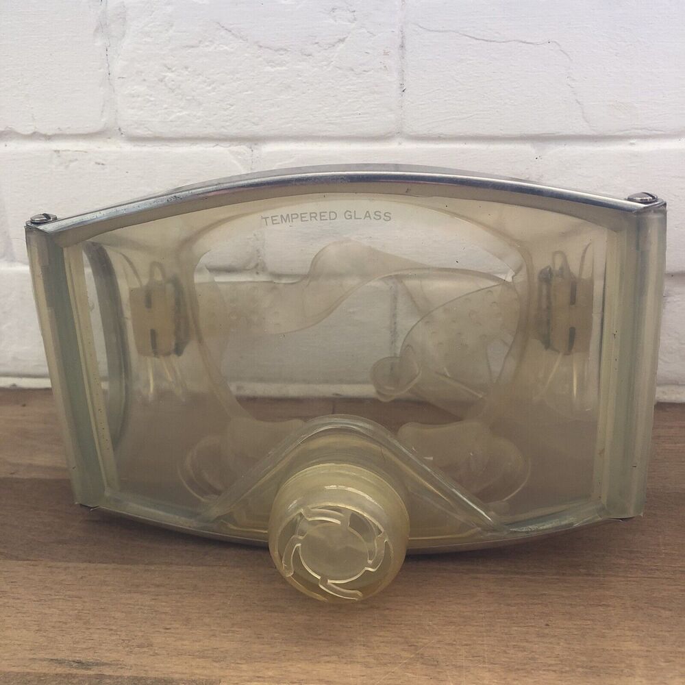 Vintage Tempered Glass Diving Mask Goggles SCUBAPRO Wrap Around